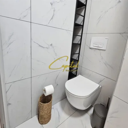 Tirane, shitet garsonier 1+1 Kati 10, 30 m² 93.000 € (21 DHJETORI)