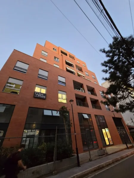 Tirane, shitet apartament 2+1 , 79 m² (Myslym Shyri)