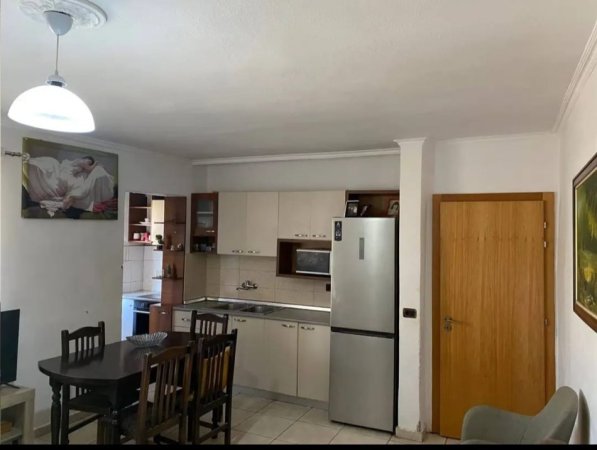 Tirane, shitet apartament 1+1+Aneks Kati 5, 60 m² 82.000 € (ali demi)