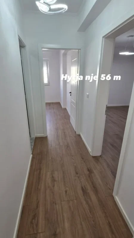 Tirane, shes apartament 1+1+Ballkon Kati 7, 56 m² 117.000 € (Don Bosko, afer Viva Market)