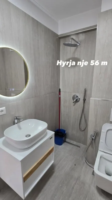 Tirane, shes apartament 1+1+Ballkon Kati 7, 56 m² 117.000 € (Don Bosko, afer Viva Market)