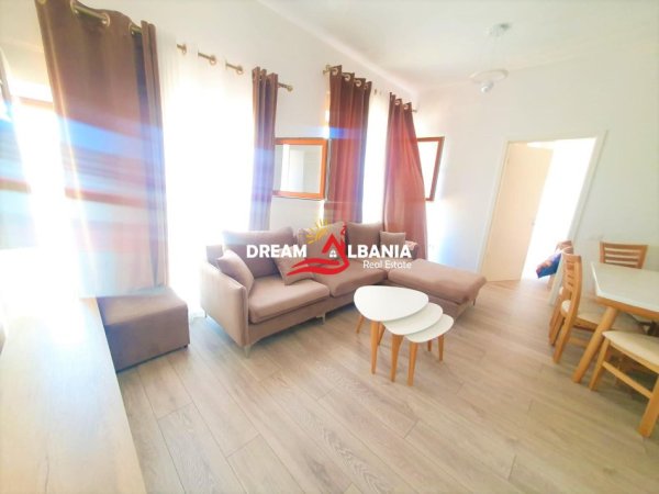 Tirane, jepet me qera apartament 2+1 , 66 m² 700 € (ne Ali Dem tek Kompleksi Mangalem)