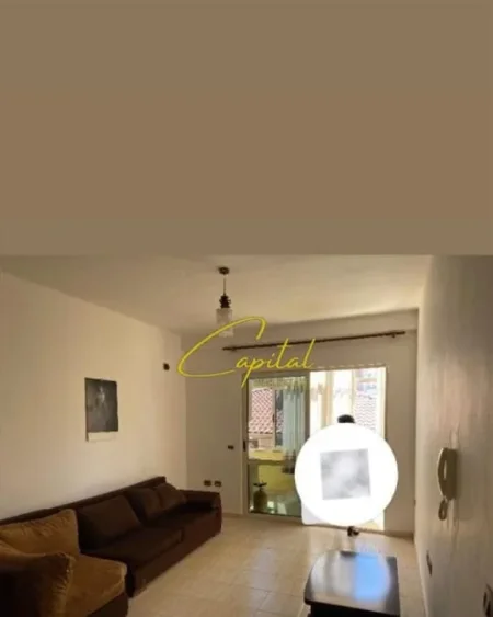 Tirane, jepet me qera apartament 1+1 Kati 3, 68 m² 530 € (KOMUNA E PARISIT)
