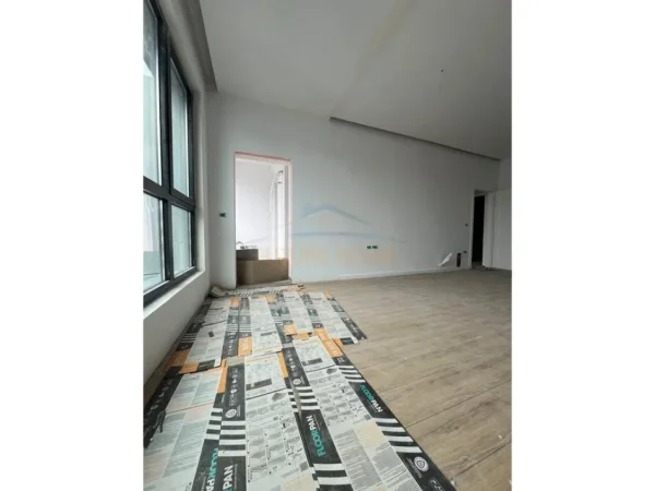 Tirane, shitet apartament 1+1 Kati 9, 78 m² 210.500 € 
