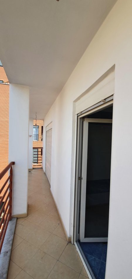 Tirane, jepet me qera apartament 2+1 Kati 4, 110 m² 550 € (Perballa Big Market, Ali Dem)