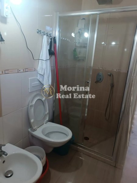 Tirane, shitet Vile 3 Katshe , 200 m² 170.000 € (Shkoze)