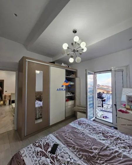 Tirane, jepet me qera apartament 1+1+Ballkon Kati 6, 75 m² 550 € (RRUGA RRAPO HEKALI,KODRA E DIELLIT)