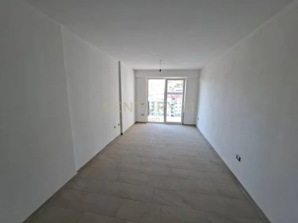 Shengjin, shitet apartament 1+1 Kati 5, 62 m² 100.000 € (Shengjin)