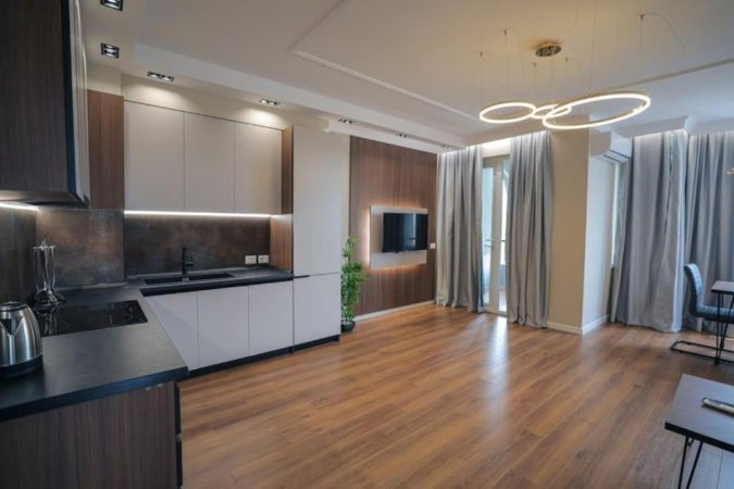 Tirane, shitet apartament 2+1+Aneks+Ballkon Kati 7, 106 m² 320.000 € (Stadiumi Dinamo)
