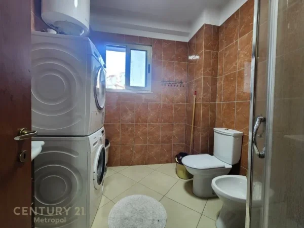 Tirane, shitet apartament 1+1 Kati 2, 66 m² 91.500 € (Shkoze)