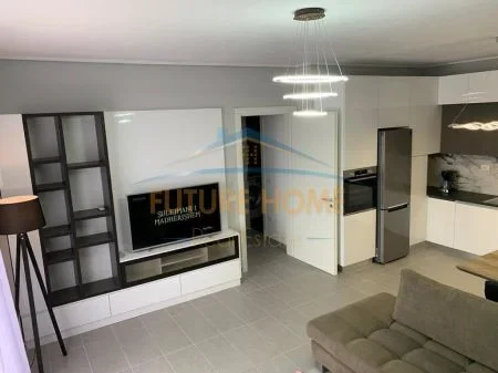 Tirane, jepet me qera apartament 2+1 Kati 3, 106 m² 600 € 