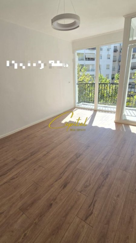 Tirane, shitet apartament 1+1 Kati 7, 54 m² 115.000 € (DON BOSKO)