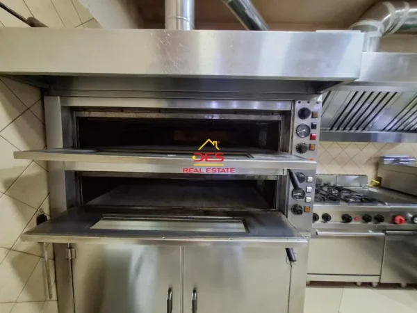 Vlore, jepet me qera bar-resorant Kati 0, 1.000 € (Rruga Dush Strati)