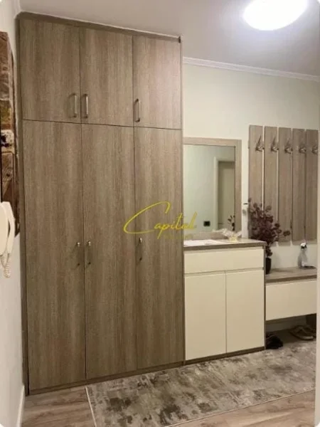 Tirane, jepet me qera apartament 1+1 Kati 10, 70 m² 970 € (QENDER)