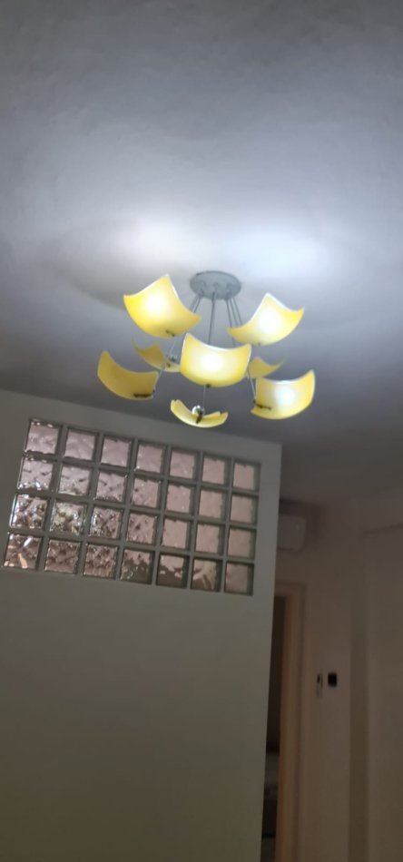 Tirane, jepet me qera apartament 2+1 Kati 4, 80 m² 400 € (Casa Italia)