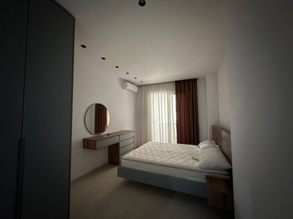 Tirane, jepet me qera apartament 2+1+Ballkon , 91 m² 550 € (Rruga Teodor Keko)