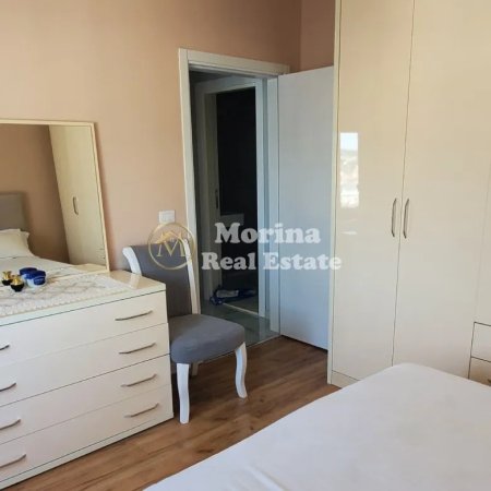 Tirane, jepet me qera apartament 1+1 Kati 11, 86 m² 650 € (Komuna e Parisit)