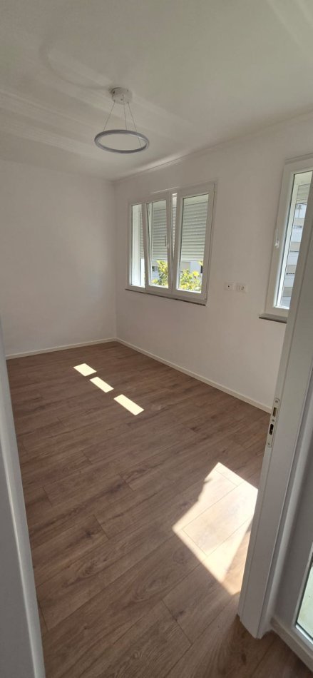 Tirane, shitet apartament 1+1 Kati 7, 47 m² 102.000 € (don bosko)