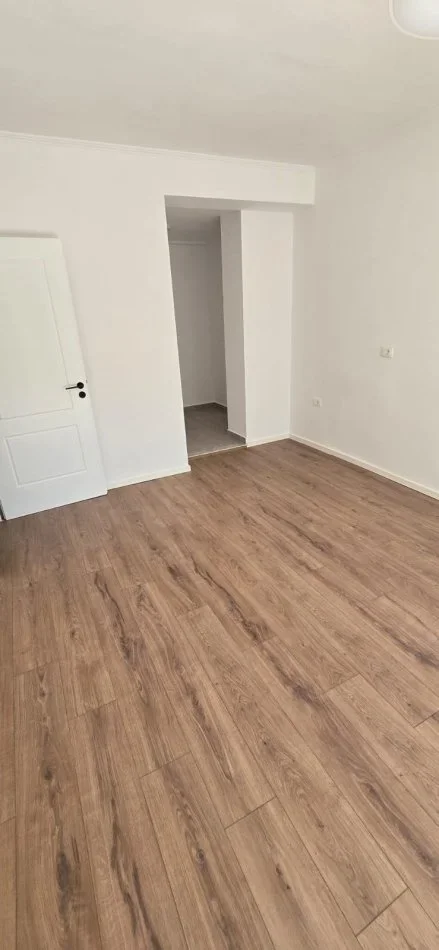 Tirane, shitet apartament 1+1 Kati 7, 54 m² 115.000 € (don bosko)