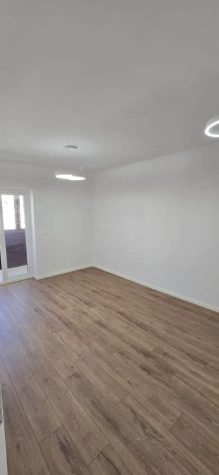 Tirane, shitet apartament 1+1 Kati 7, 56 m² 117.000 € (don bosko)