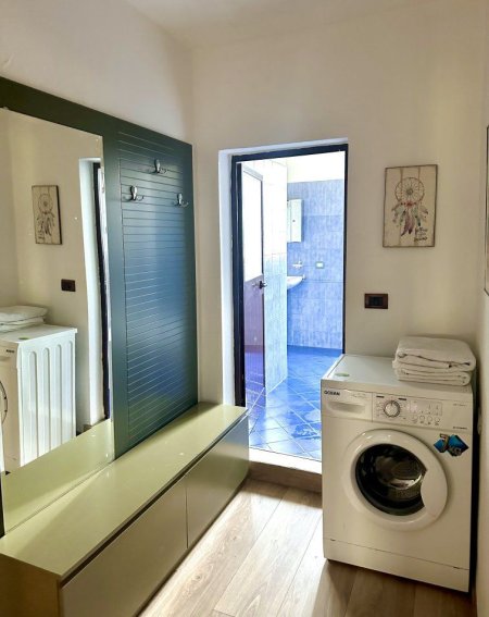 Tirane, jepet me qera apartament 1+1+Ballkon Kati 5, 60 m² 500 € (MINE PEZA)