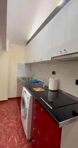 Tirane, jepet me qera apartament 1+1 Kati 5, 52 m² 650 € (rruga elbasanit)