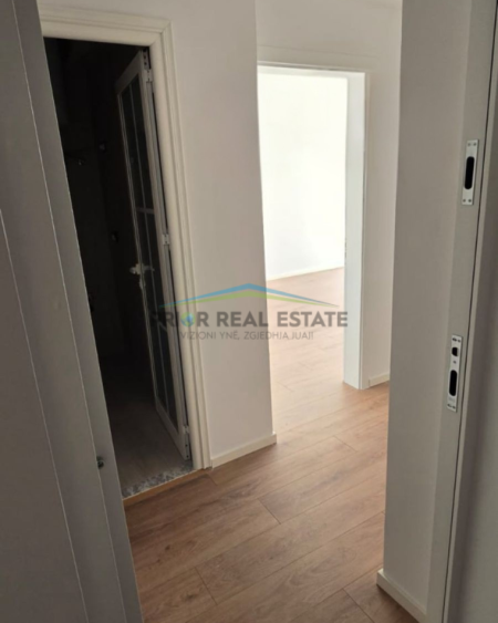 Tirane, shitet apartament 1+1+Ballkon Kati 7, 54 m² 115.000 € (Don Bosko)