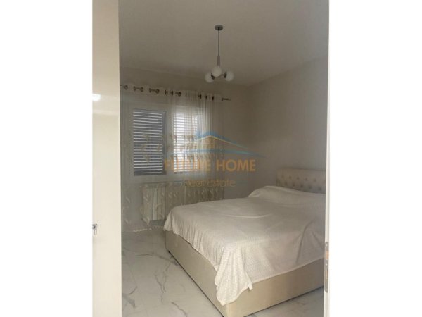 Tirane, jepet me qera shtepi 2+1 Kati 1, 109 m² 700 € (Mullet)
