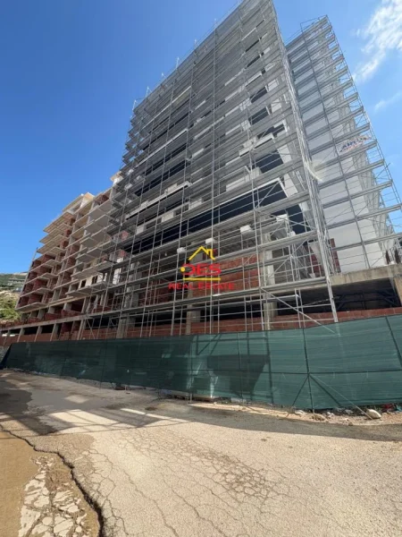 Vlore, shitet apartament 2+1+Ballkon Kati 1, 120 m² (Rruga Aleksandër Moisu)