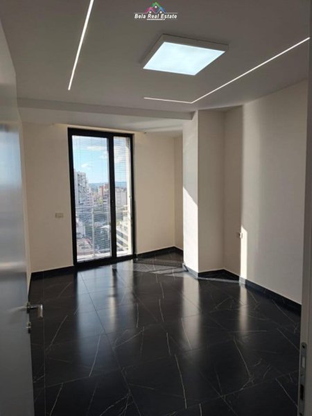 Tirane, jepet me qera zyre Kati 6, 75 m² 550 € (mine peza)