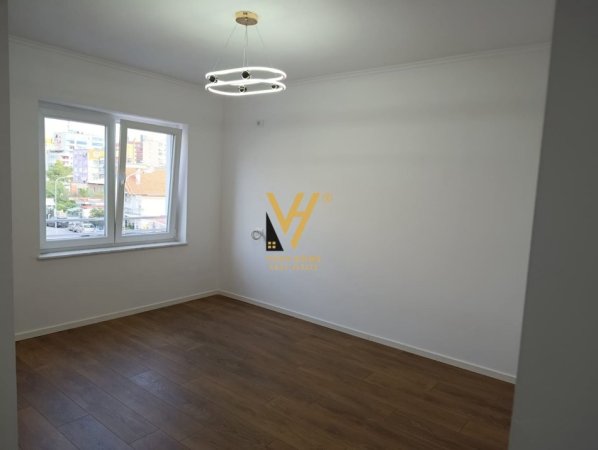Tirane, shitet apartament 1+1+Ballkon Kati 3, 45 m² 104.000 € (PALLATI ME SHIGJETA)