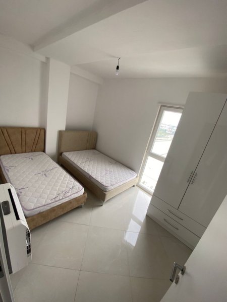 Tirane, jepet me qera apartament 2+1 Kati 7, 96 m² 500 € (Univers City)