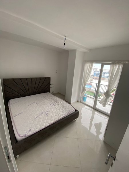 Tirane, jepet me qera apartament 2+1 Kati 7, 96 m² 500 € (Univers City)