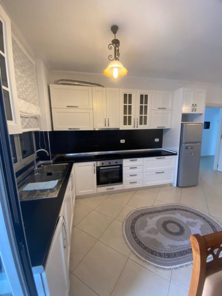 Jepet Super Apartament  2+1 me Qera pranë QTU, 370 €uro