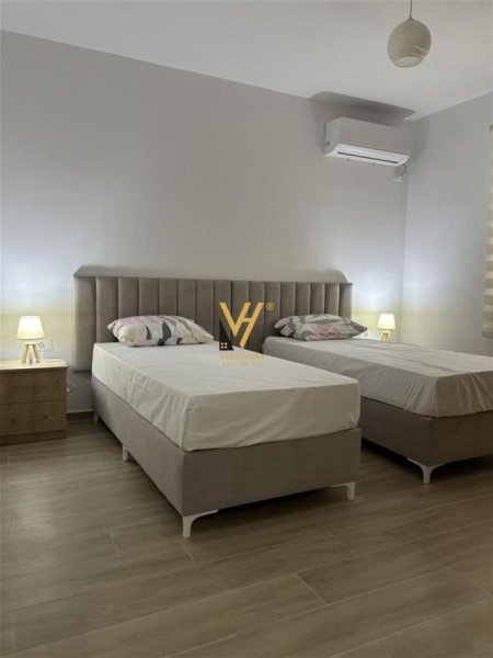 Tirane, jepet me qera apartament 1+1+Ballkon Kati 1, 65 m² 520 € (ISH TREGU ELEKTRIK)