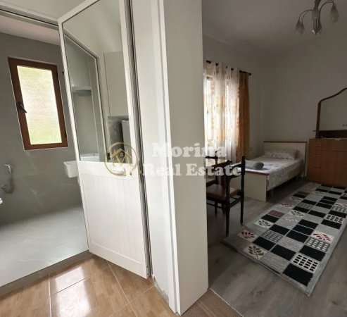 Tirane, jepet me qera shtepi 1+1 Kati 2, 40 m² 450 € (Don Bosko)