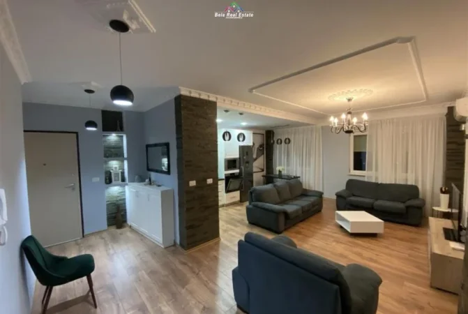 Tirane, jepet me qera apartament 2+1 Kati 5, 100 m² 700 € (PRANE SYRI TV)