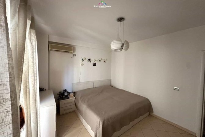 Tirane, jepet me qera apartament 2+1 Kati 3, 86 m² 550 € (PRANE UET)