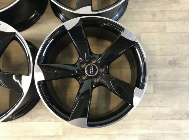 Tirane, shes disk alumini Disqe 19 Audi Rotor , 650 €