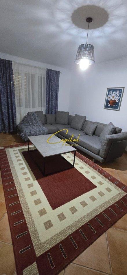 Tirane, jepet me qera apartament 3+1 Kati 2, 150 m² 700 € (QYTET STUDENTI)