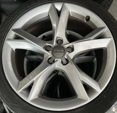 Tirane, shes disk alumini Disqe 19 Audi S Line Origjinal , 550 €