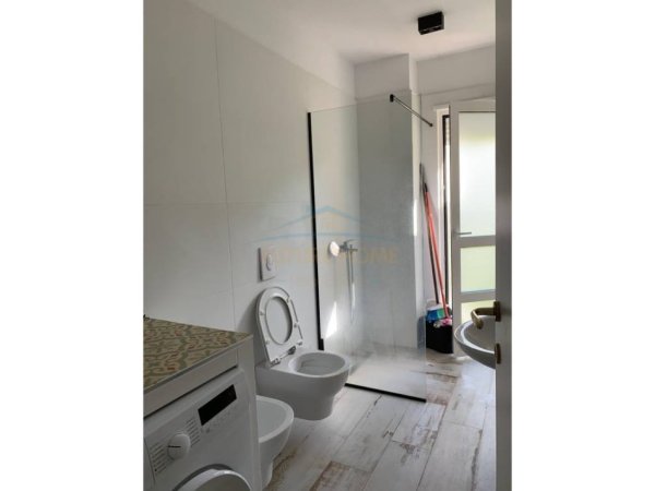 Durres, shitet apartament 2+1+Ballkon Kati 0, 83 m² 320.000 € 