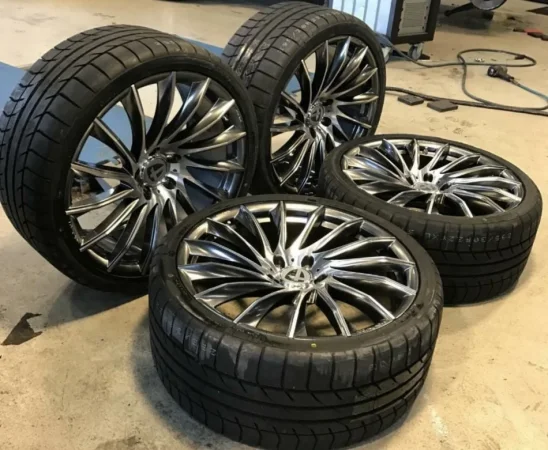 Tirane, shes disk alumini Disqe 22 Origjinal Tomason , 1.500 €