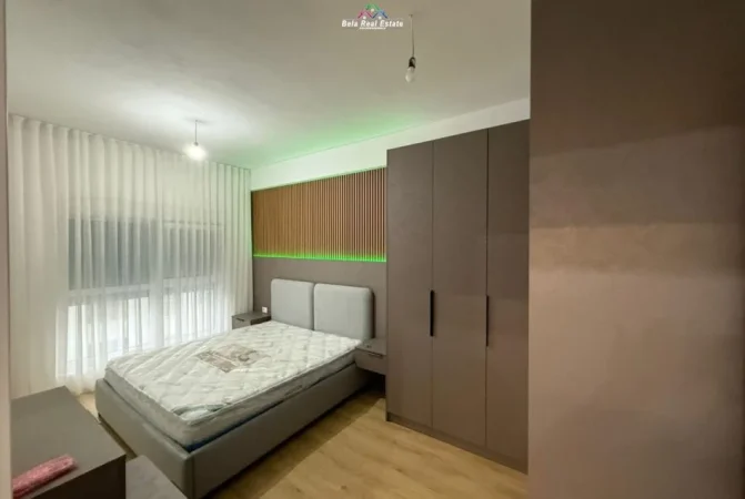 Tirane, jepet me qera apartament 1+1 Kati 7, 70 m² 550 € (KOMPLEKSI KADIU)