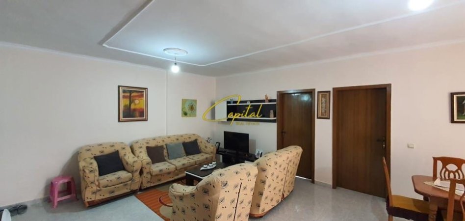 Tirane, shitet apartament 2+1 Kati 5, 87 m² 160.000 € (LAPRAKE)