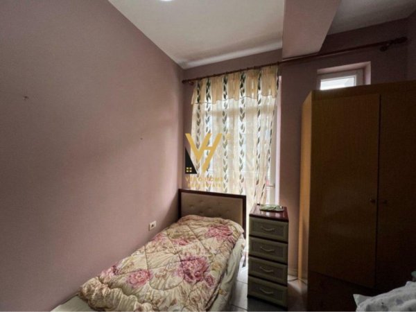Tirane, shitet Vile 3 Katshe Kati 0, 210 m² 450.000 € (SHKOLLA E BALETIT)