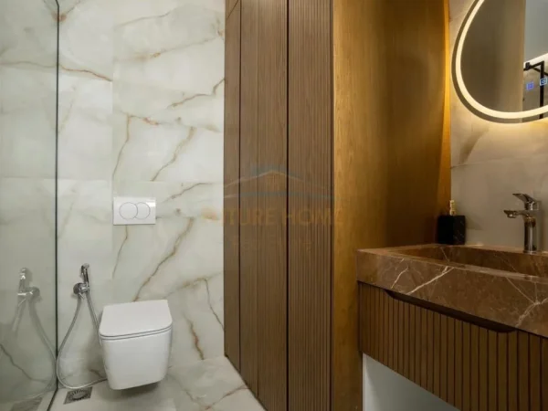 Tirane, shitet apartament 2+1+Ballkon Kati 2, 104 m² 210.000 € 