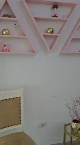 Tirane, jepet me qera ambjent biznesi Kati 2, 70 m² 700 € (myslym shyri)