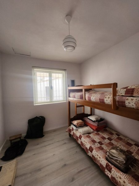 Tirane, jepet me qera apartament 2+1 Kati 0, 180 m² 700 € (Siri Kodra)