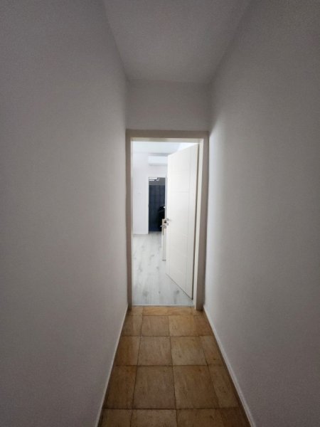 Tirane, jepet me qera apartament 2+1 Kati 0, 180 m² 700 € (Siri Kodra)